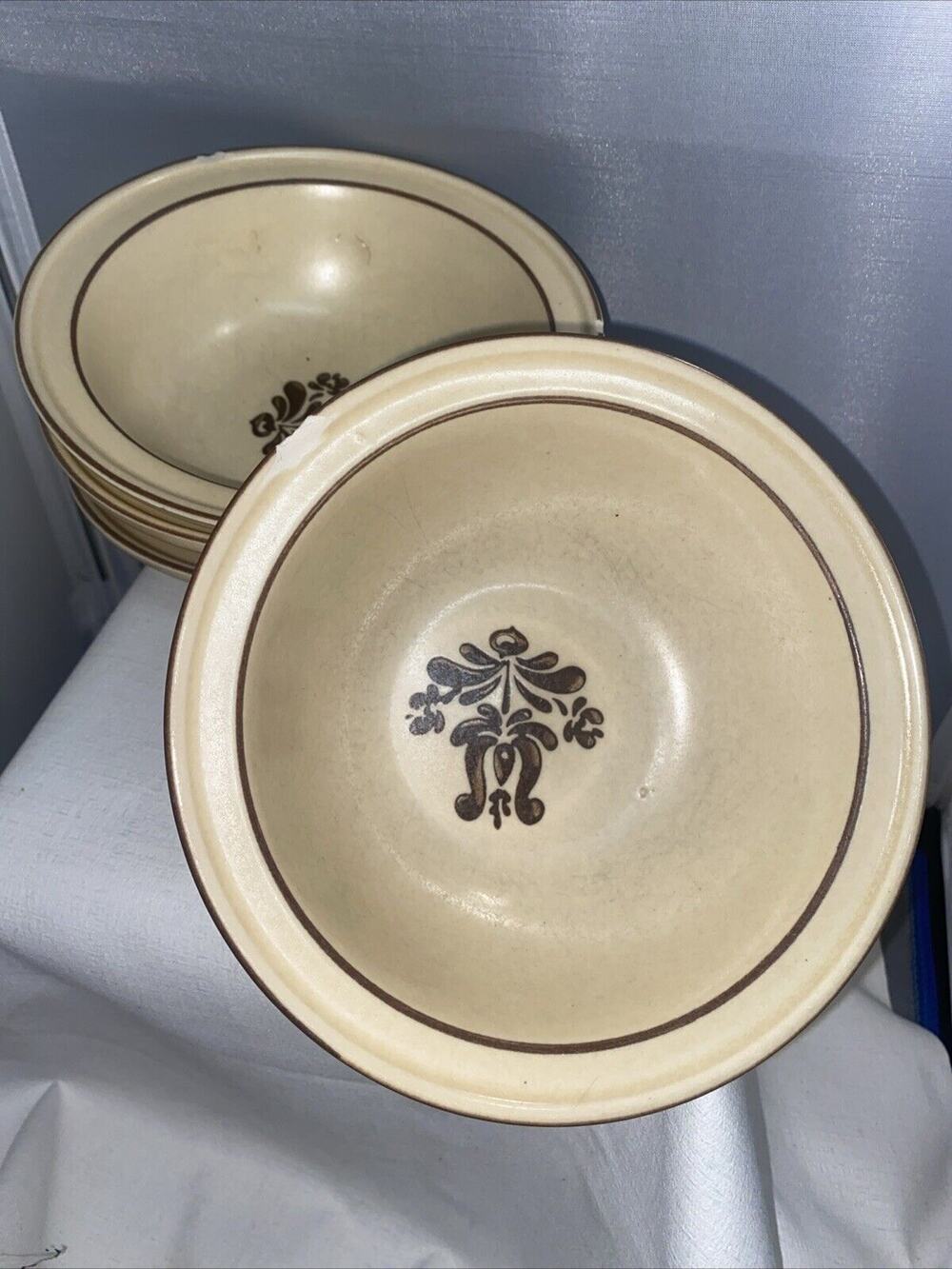 Set of 4 Pfaltzgraff VILLAGE 6 1/8" Fruit Dessert Bowls #6-9 Cream Brown